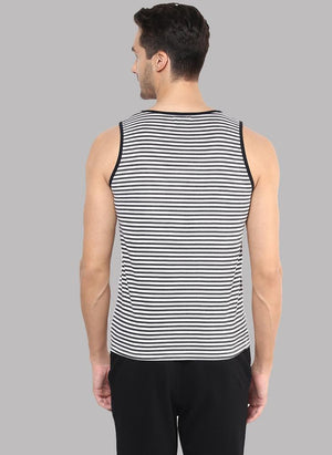 Sleeveless Stripe T-shirt with Pocket detail